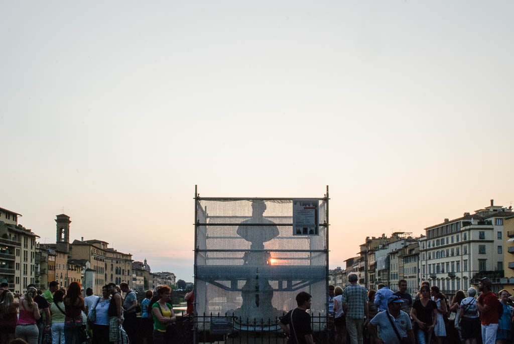 Il Ponte Vecchio a Firenze, durante dei lavori nel 2010 - foto di Dino Maglie