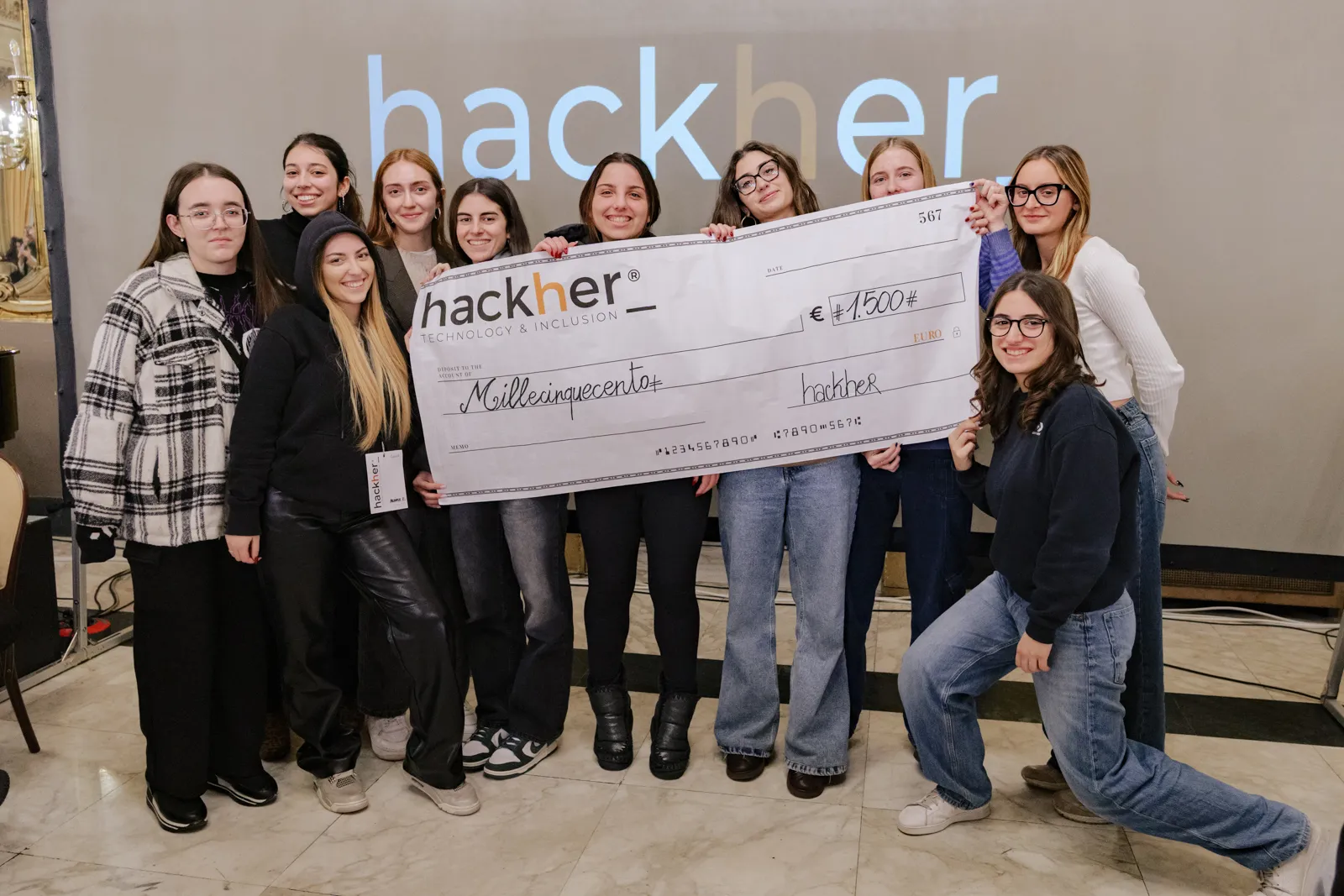 Fotografie del fotografo Dino Maglie dell'evento nazionale hackher_ tenutosi a Bari